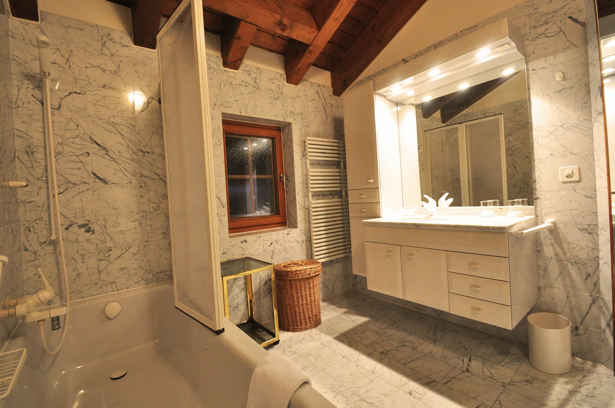 Haus Tiefbach - Apartment Cervino Zermatt Exterior photo